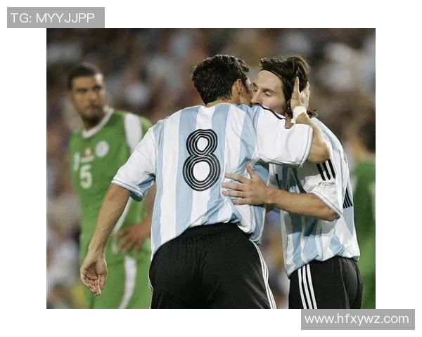 球星同框精彩瞬间高清合照展现绿茵场上无与伦比的魅力 球星同框精彩瞬间高清合照展现绿茵场上无与伦比的魅力